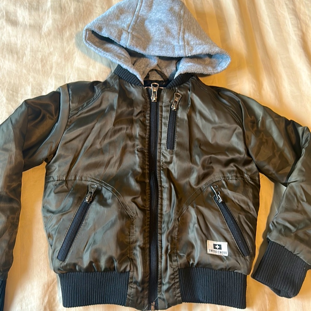Swiss cross hooded olive bomber jacket size 3T